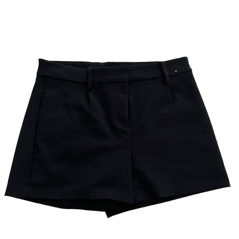 EXPRESS Casual Shorts in Black Size 4